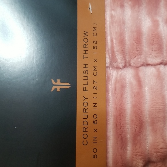 Frye Corduroy Plush Throw Rose Gold Pink and White New - Picture 7 of 7